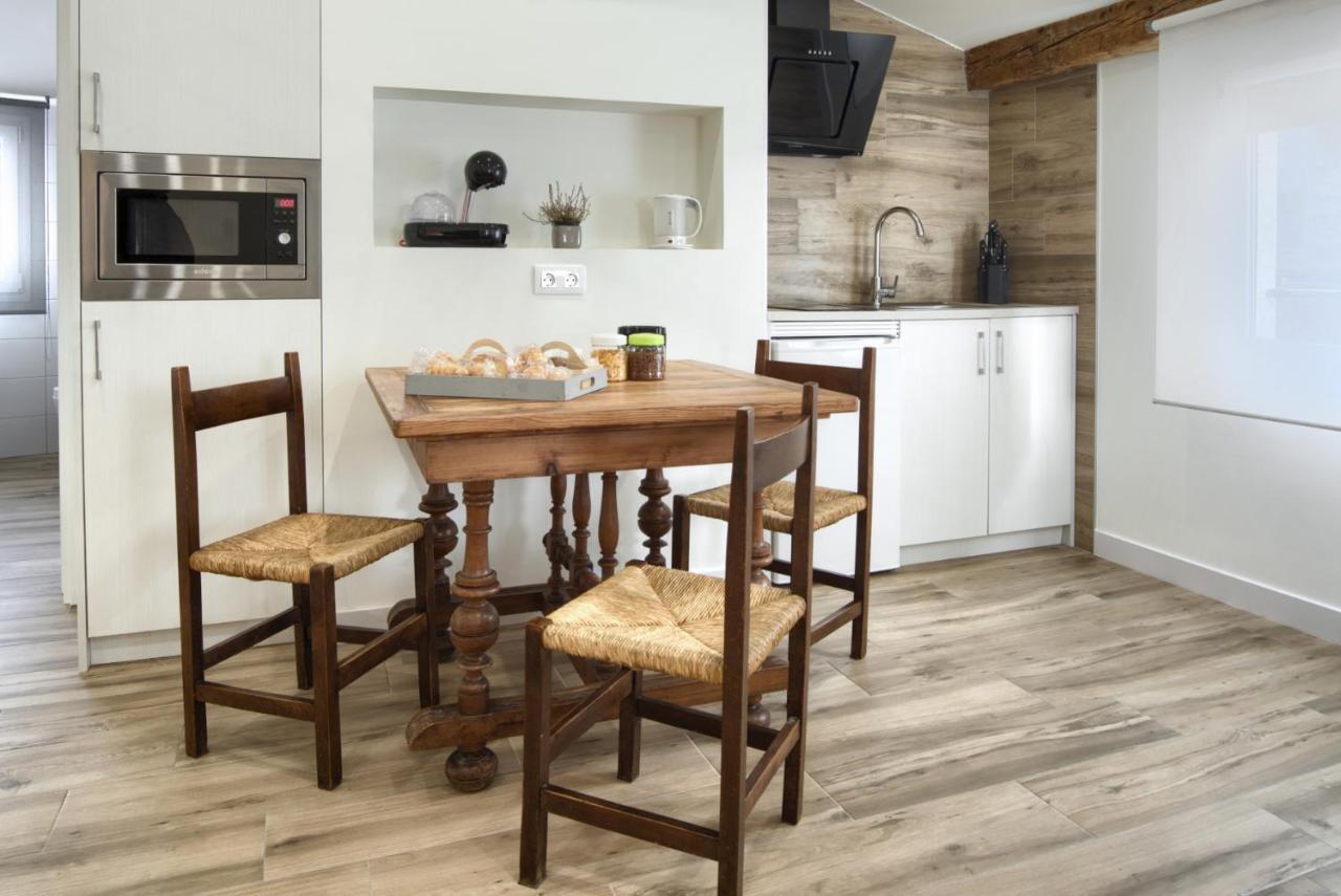 Casa Del Carmen Iiii - Parking Incluido Apartment Тудела Екстериор снимка